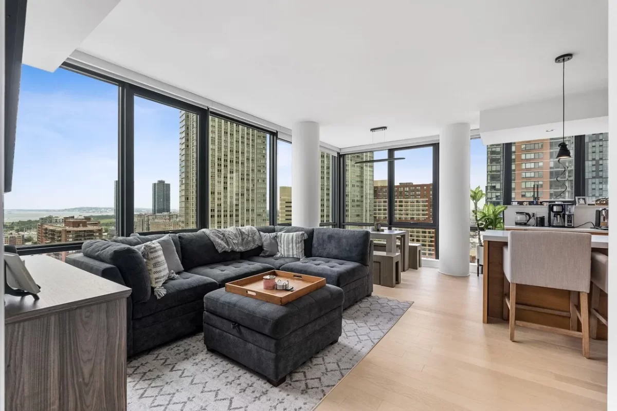 2BR Condo for Sale in Jersey City, NJ