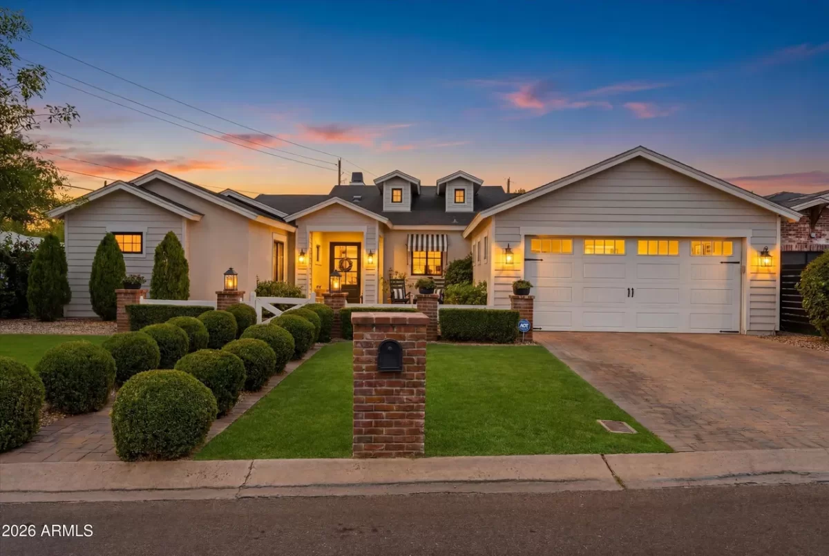 5BR House for Sale in Phoenix, AZ
