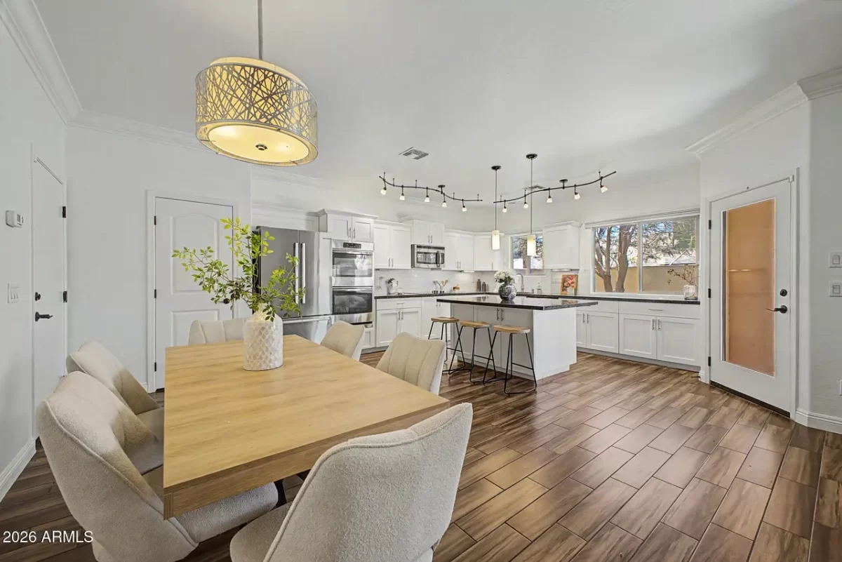 4BR House for Sale in Phoenix, AZ