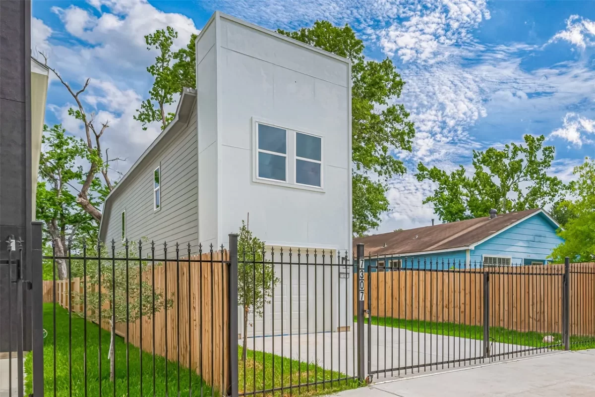 3BR House for Sale in Houston, TX