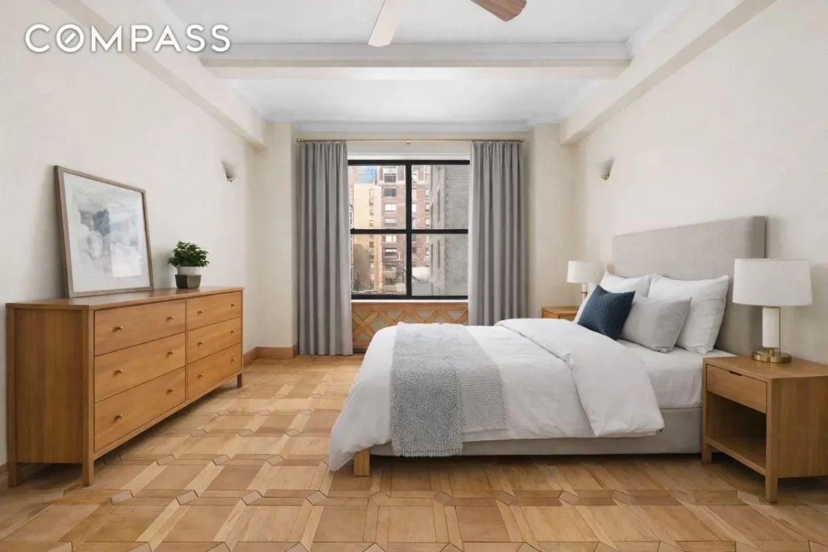 Condo for Sale in Manhattan, NY