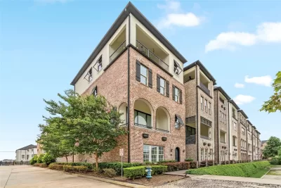 4BR House for Sale in Houston, TX