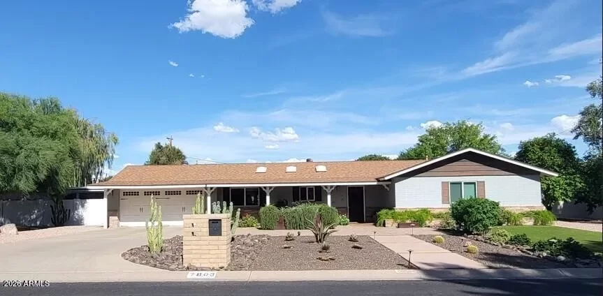 4BR House for Sale in Phoenix, AZ