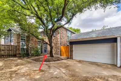 2BR House for Sale in Dallas, TX