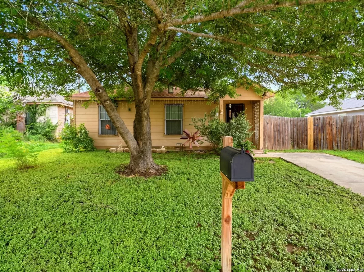 3BR House for Sale in San Antonio, TX