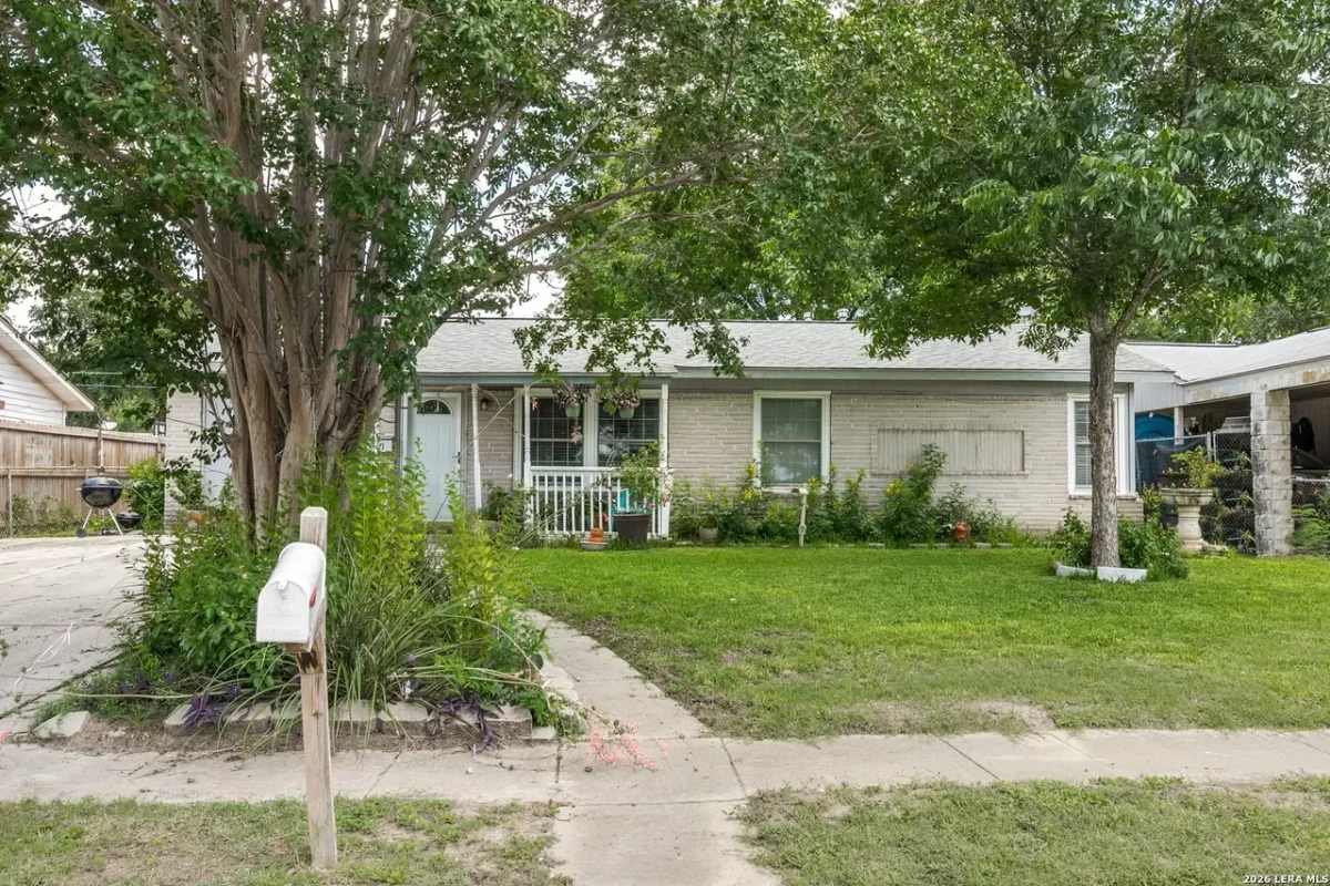3BR House for Sale in San Antonio, TX