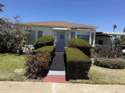 2BR House for Sale in San Diego, CA