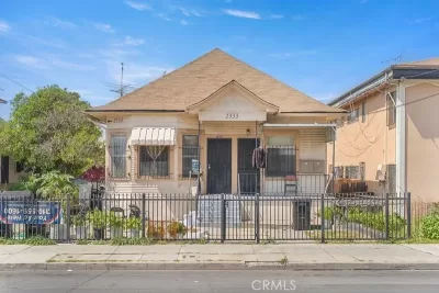 7BR Multi-Family for Sale in Los Angeles, CA