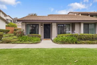 2BR Townhouse for Sale in San Diego, CA