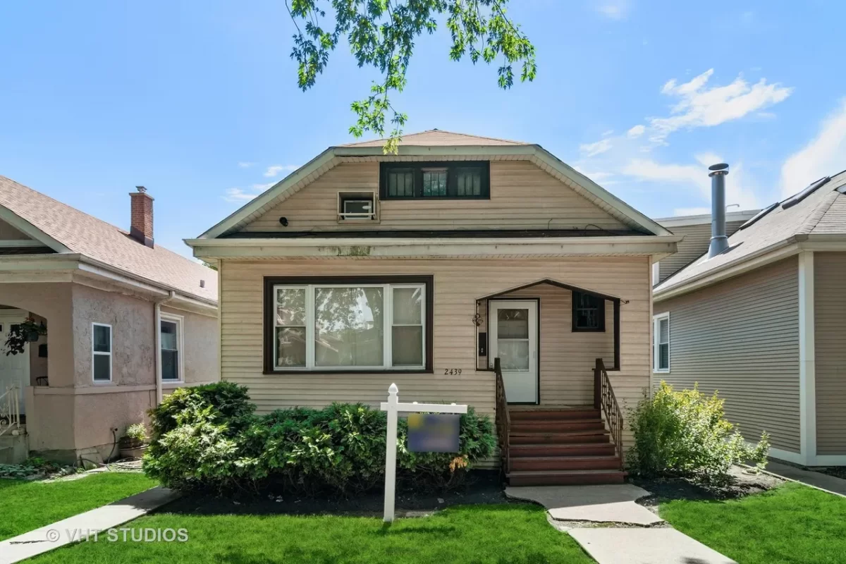 4BR House for Rent in Chicago, IL