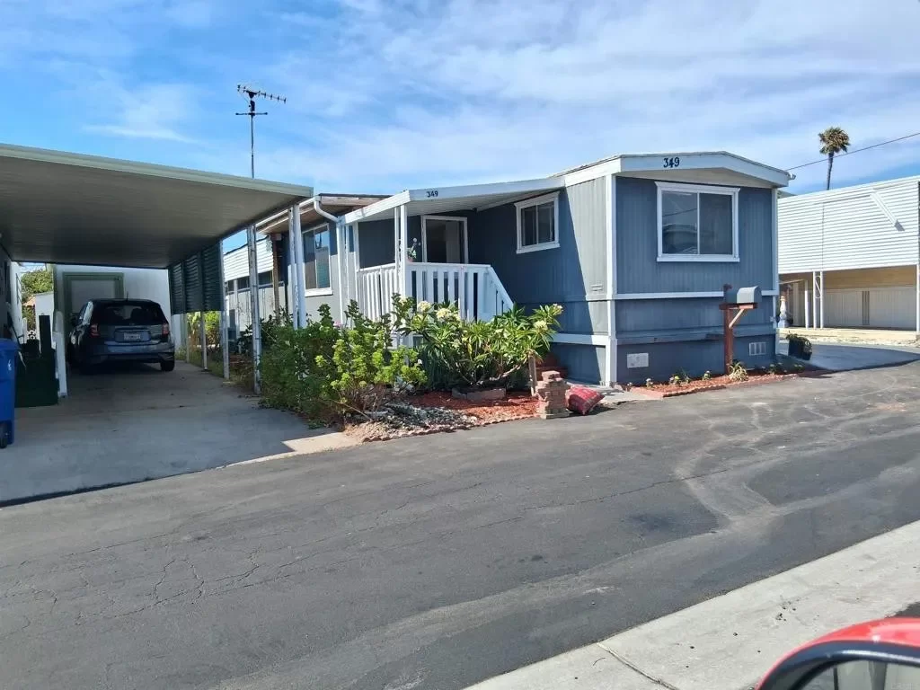 2BR Mobile Home for Sale in Chula Vista, CA