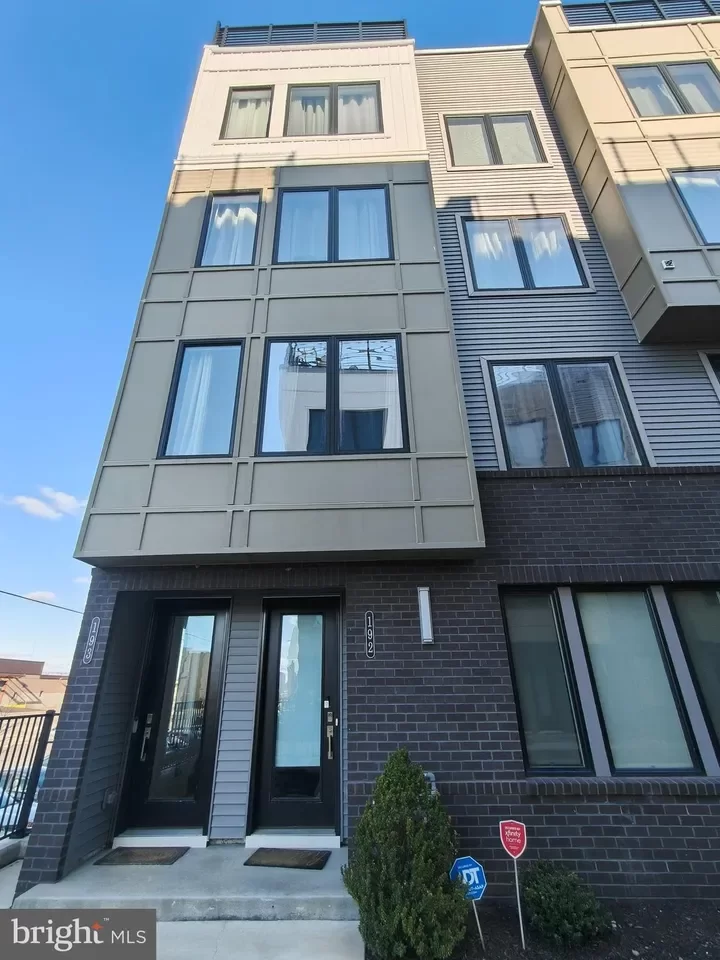 3BR Condo for Rent in Philadelphia, PA