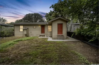 2BR House for Sale in San Antonio, TX