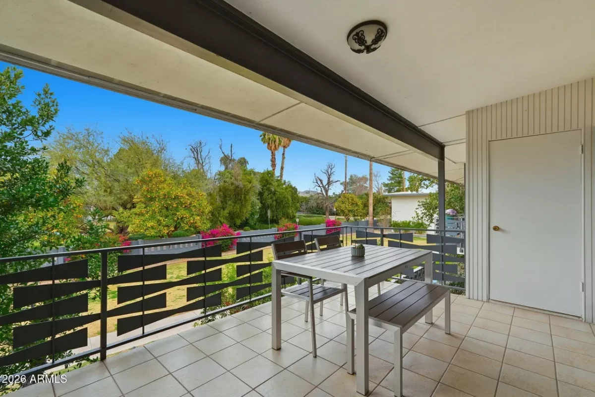 2BR Condo for Sale in Phoenix, AZ