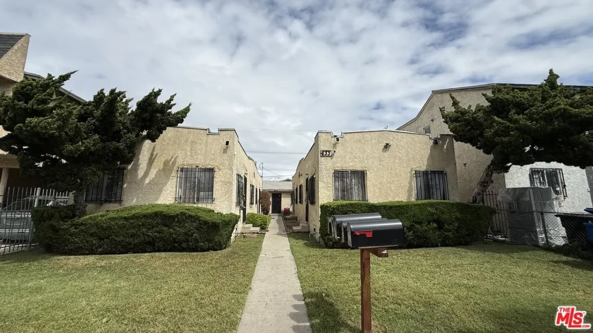 6BR Multi-Family for Sale in Los Angeles, CA