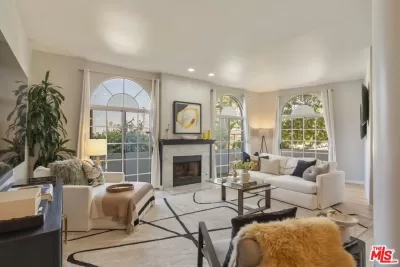 3BR Condo for Sale in Los Angeles, CA