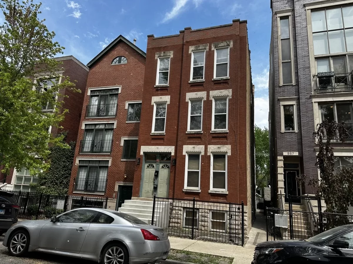 2BR House for Rent in Chicago, IL