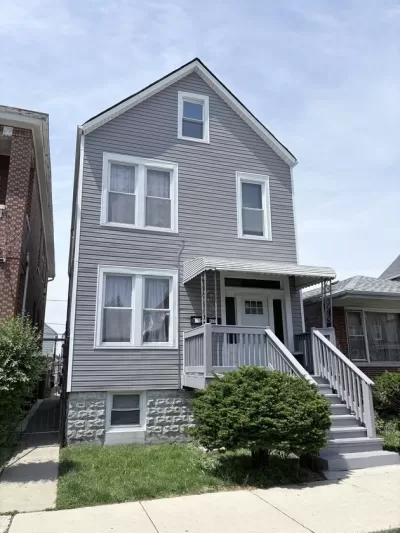 7BR Multi-Family for Sale in Chicago, IL