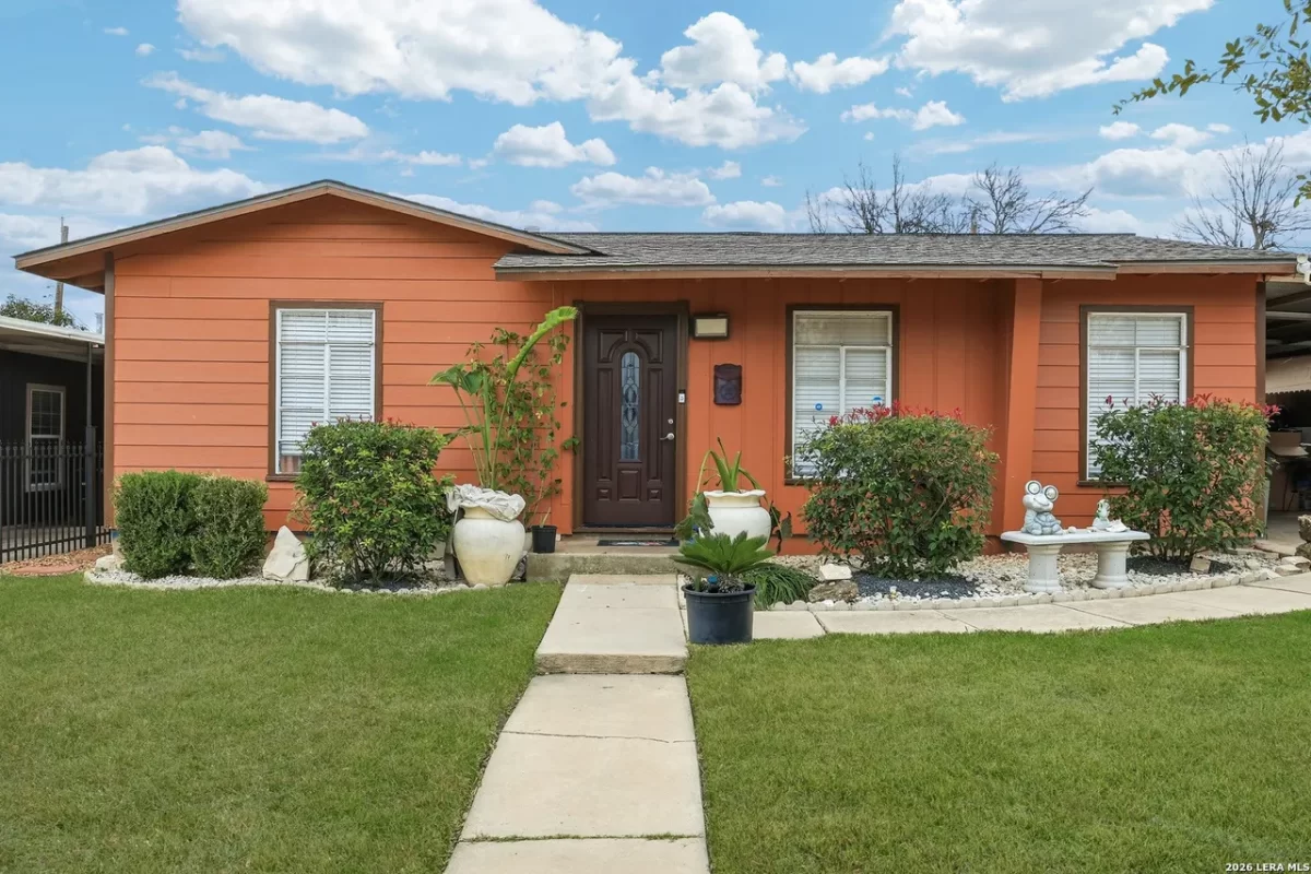 4BR House for Sale in San Antonio, TX