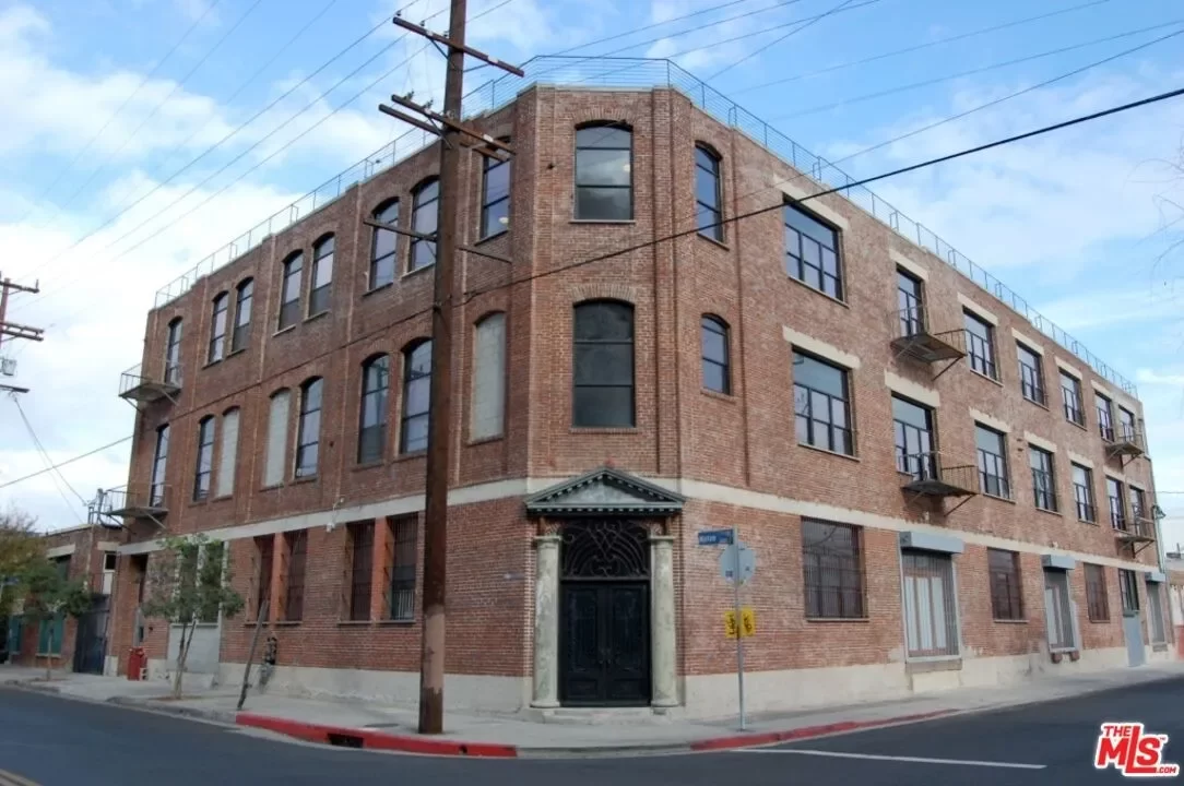 1BR Townhouse for Rent in Los Angeles, CA