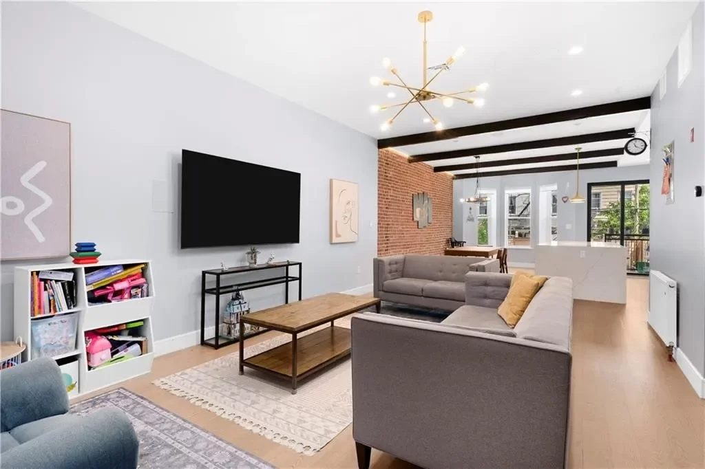 4BR Multi-Family for Rent in Brooklyn, NY