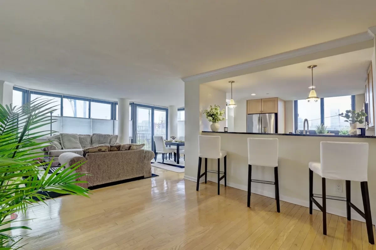 2BR Condo for Sale in Jersey City, NJ