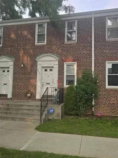 2BR Condo for Sale in Brooklyn, NY
