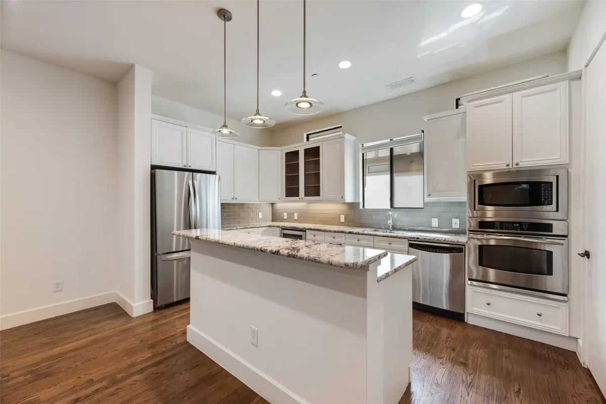 2BR Condo for Rent in Dallas, TX