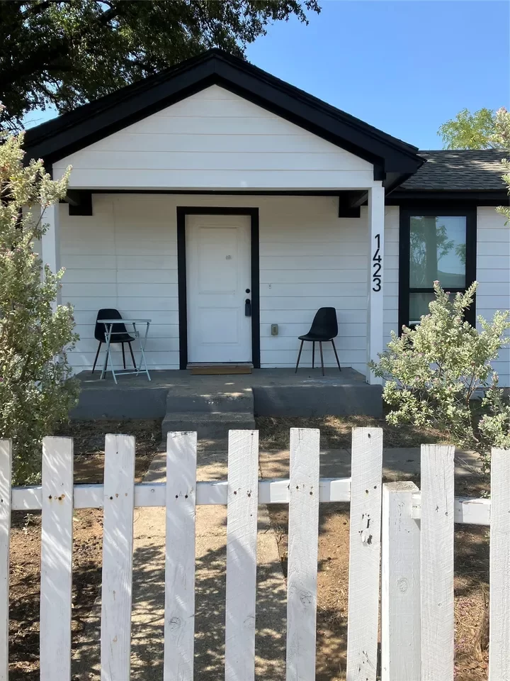 3BR House for Rent in Dallas, TX