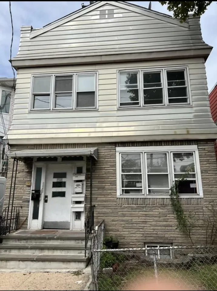 9BR Multi-Family for Sale in Jersey City, NJ