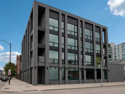 3BR Condo for Sale in Chicago, IL