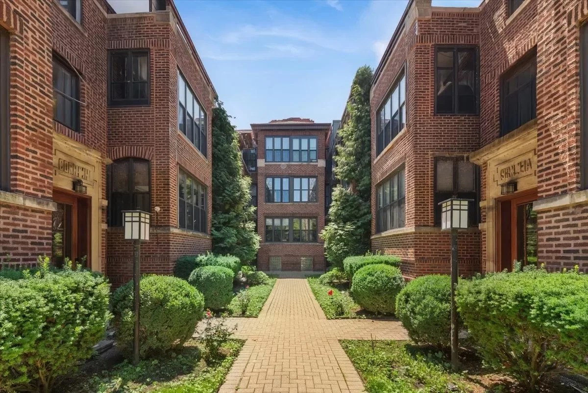 1BR Condo for Sale in Chicago, IL