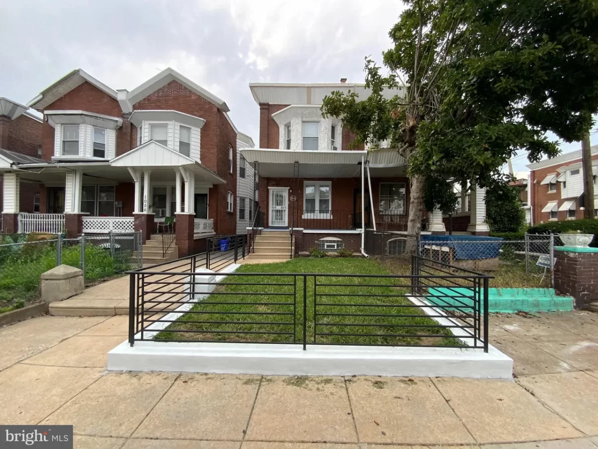4BR Townhouse for Sale in Philadelphia, PA
