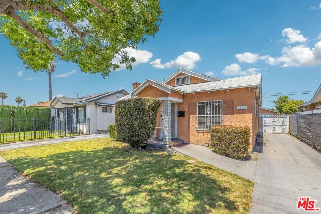 3BR House for Sale in Los Angeles, CA