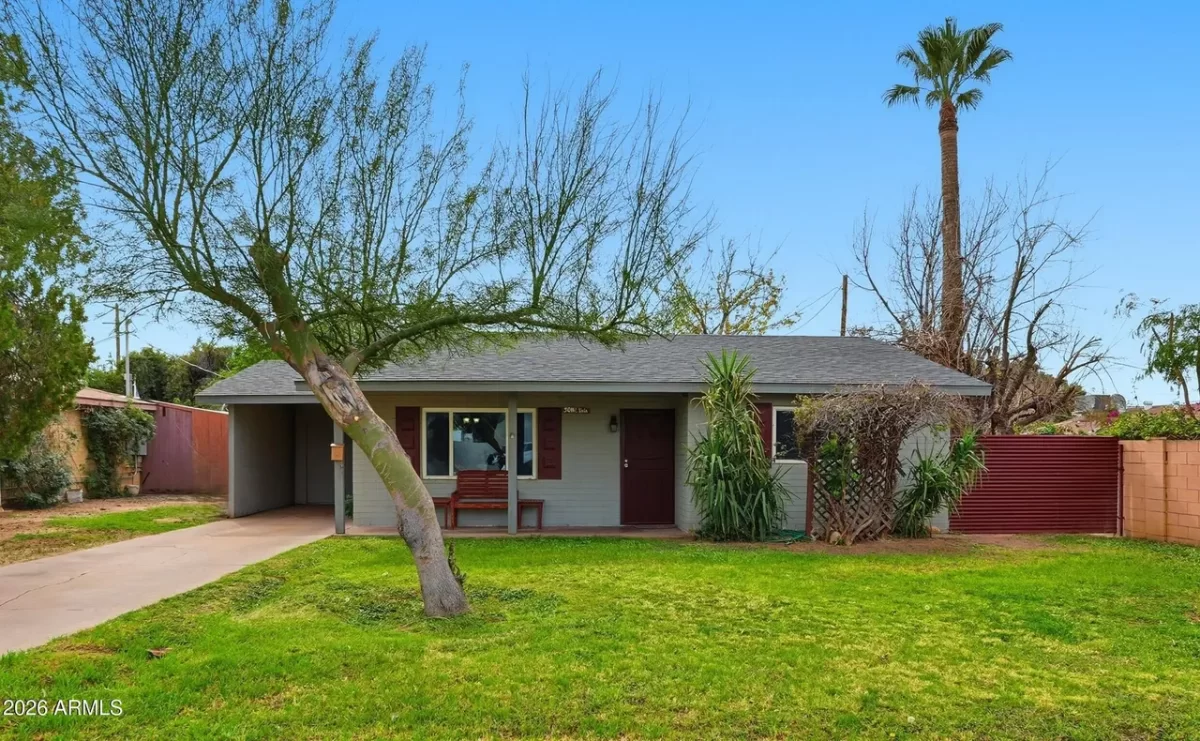 2BR House for Sale in Phoenix, AZ