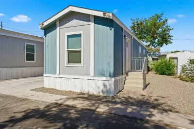 2BR Mobile Home for Sale in Phoenix, AZ