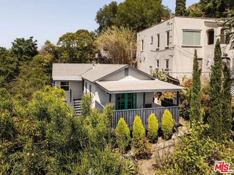 2BR House for Sale in Los Angeles, CA