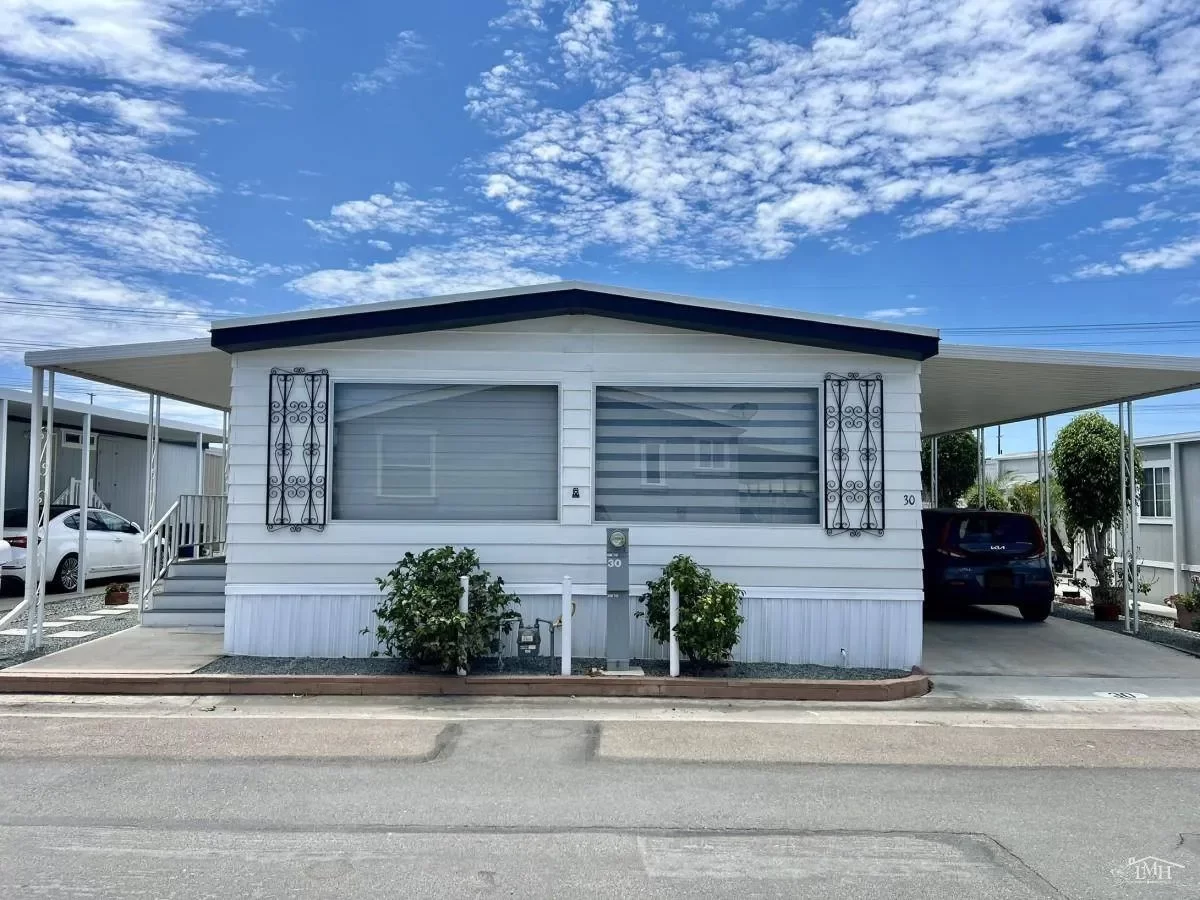 2BR Mobile Home for Sale in Chula Vista, CA
