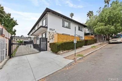2BR House for Rent in Los Angeles, CA