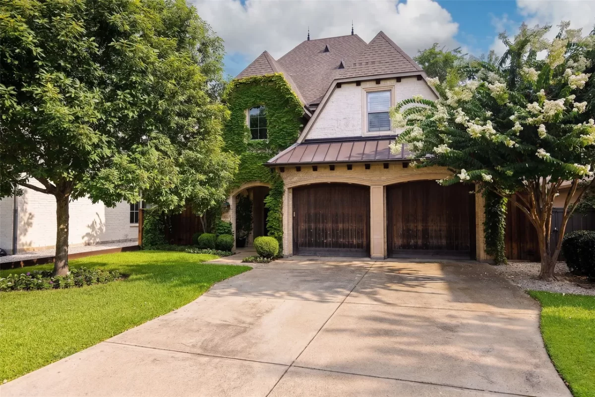 4BR House for Sale in Dallas, TX