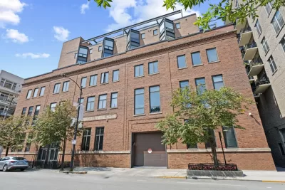 2BR Condo for Rent in Chicago, IL