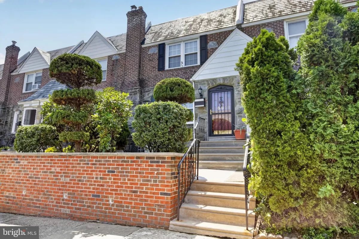 3BR Townhouse for Sale in Upper Darby, PA