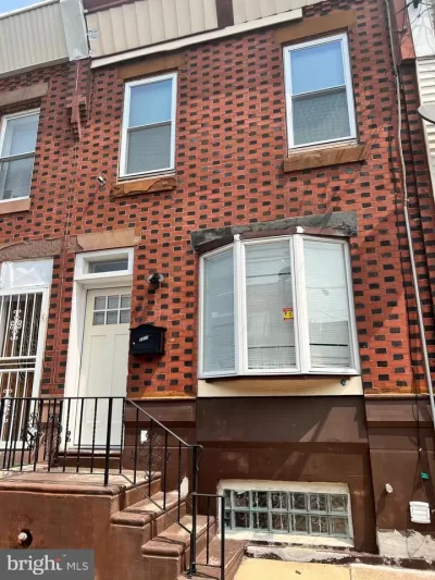 3BR Townhouse for Sale in Philadelphia, PA