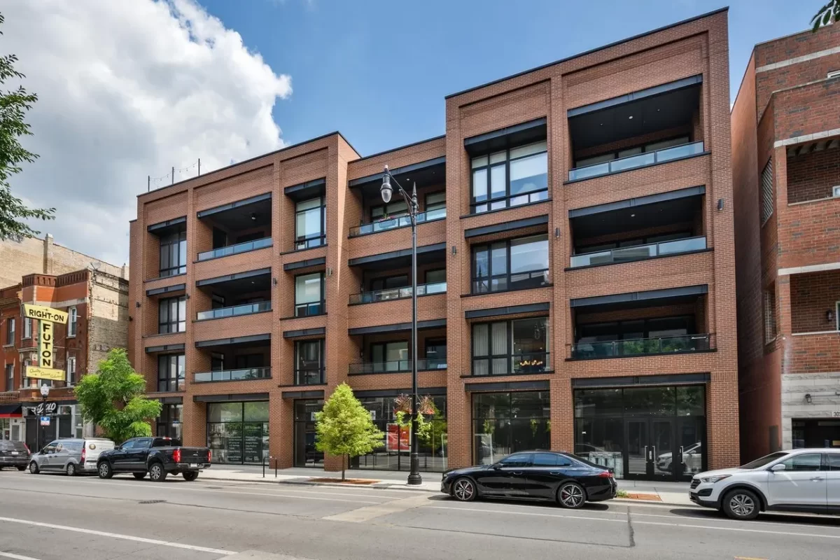 3BR Condo for Sale in Chicago, IL