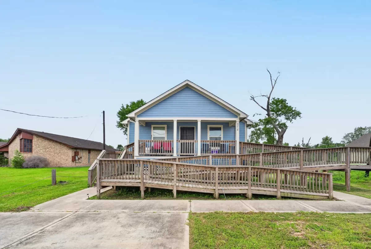 2BR House for Sale in Houston, TX