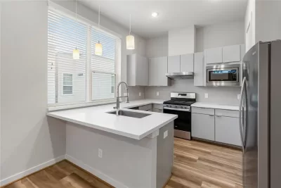 3BR Townhouse for Rent in Houston, TX
