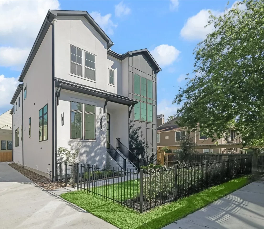 4BR House for Sale in Houston, TX