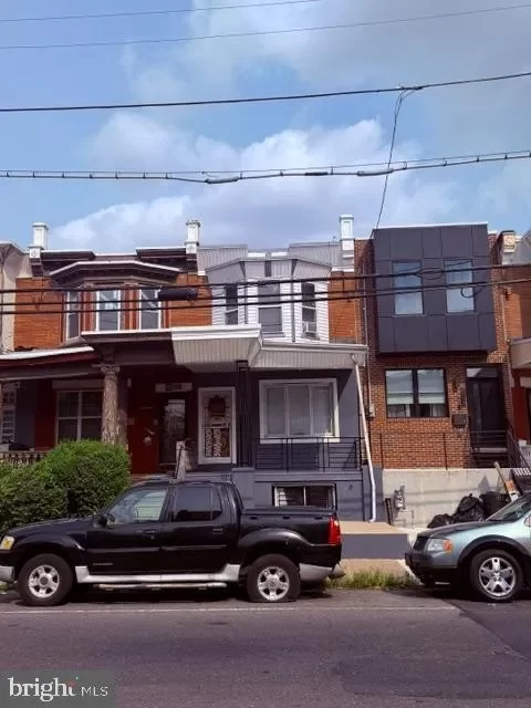 3BR Townhouse for Sale in Philadelphia, PA