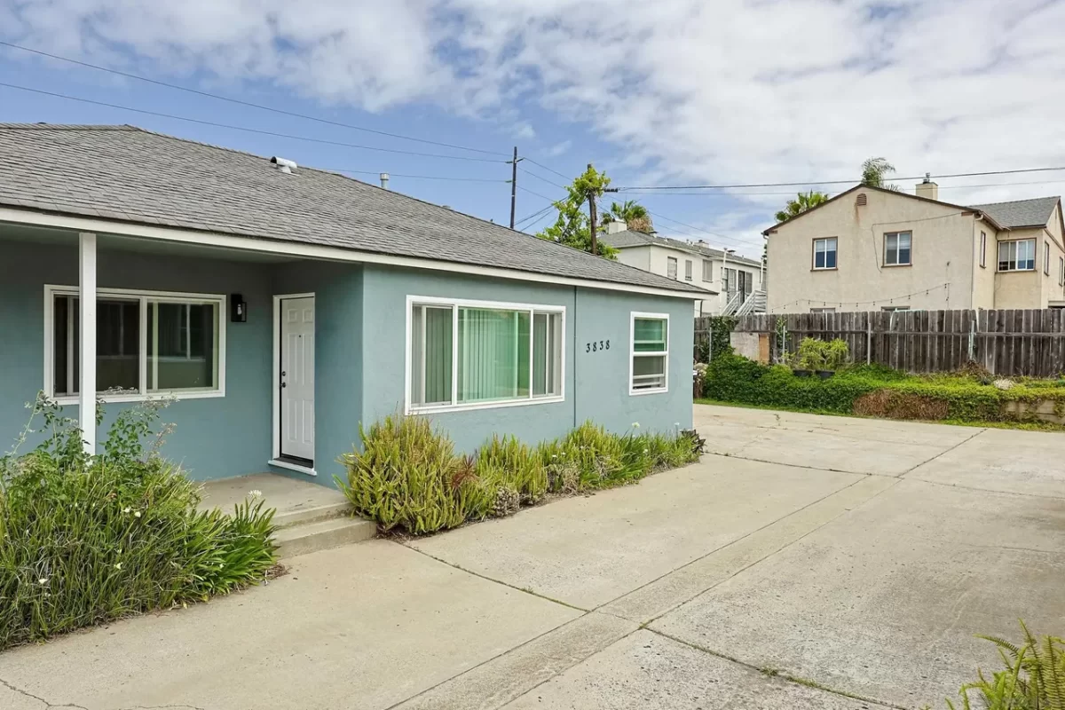 4BR Multi-Family for Sale in Ocean Beach, CA