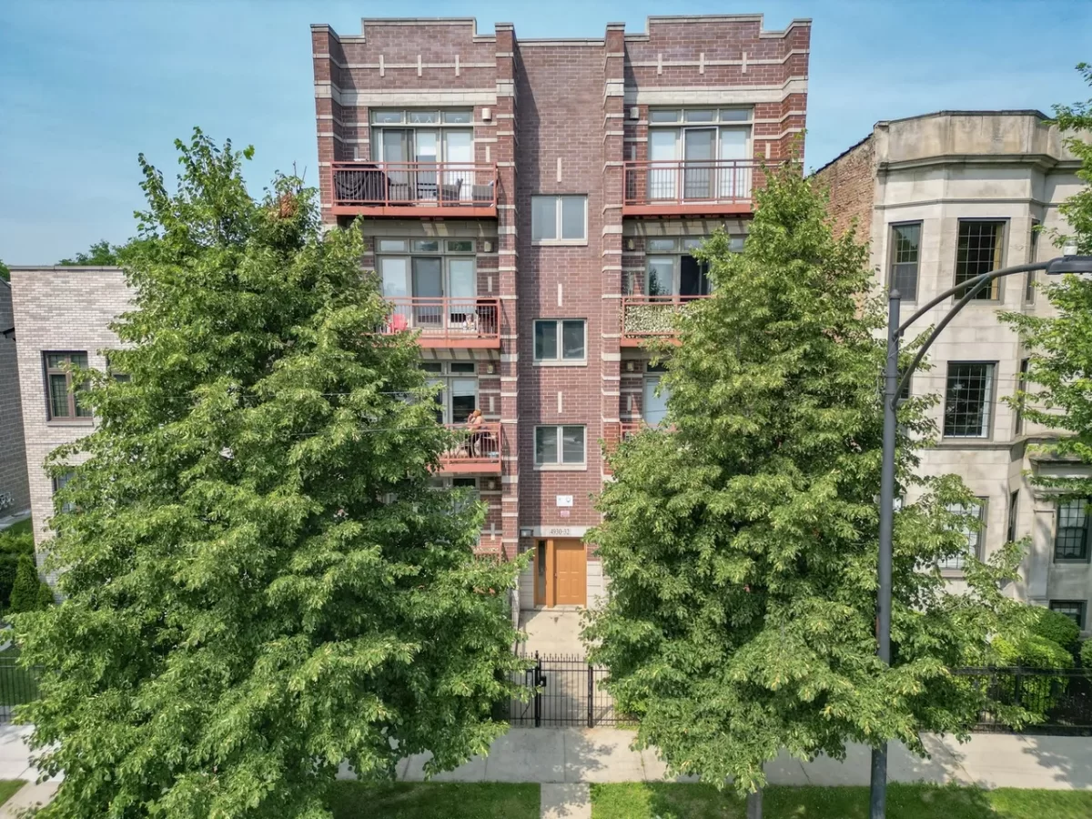 26BR Multi-Family for Sale in Chicago, IL